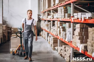 Разнорабочий на склад с проживанием на вахту